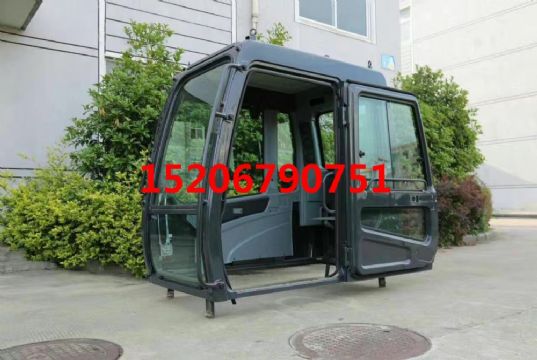 點擊查看詳細信息<br>標題：現(xiàn)代R215-7/R-7型駕駛室總成 含內飾  閱讀次數(shù)：2187