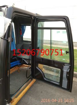 點(diǎn)擊查看詳細(xì)信息<br>標(biāo)題：三一SY215-9/SY-9型挖掘機(jī)駕駛室總成 帶內(nèi)飾線(xiàn)束 閱讀次數(shù)：3767